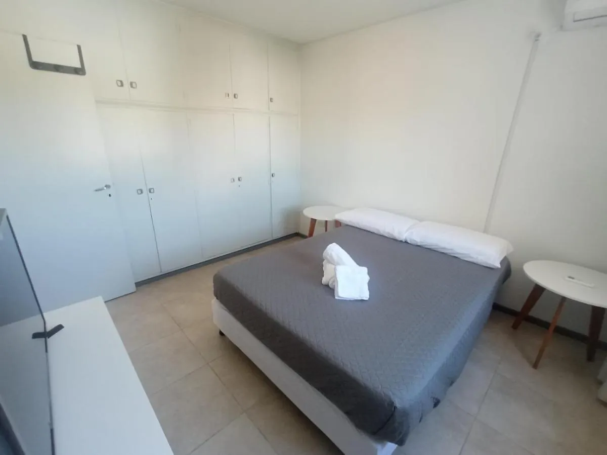 Les Petters Martinez Apartment Mendoza Argentina
